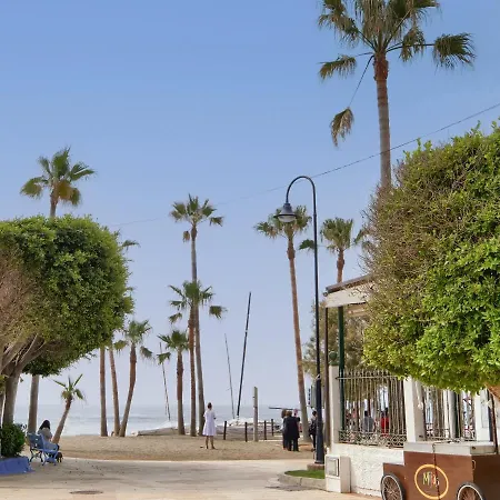 アパート Calabella 1 Pirate View, Frontline La Cala De Mijas, Wi-fi ラ・カラ・デ・ミハス