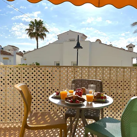 アパート Calabella 1 Pirate View, Frontline La Cala De Mijas, Wi-fi ラ・カラ・デ・ミハス
